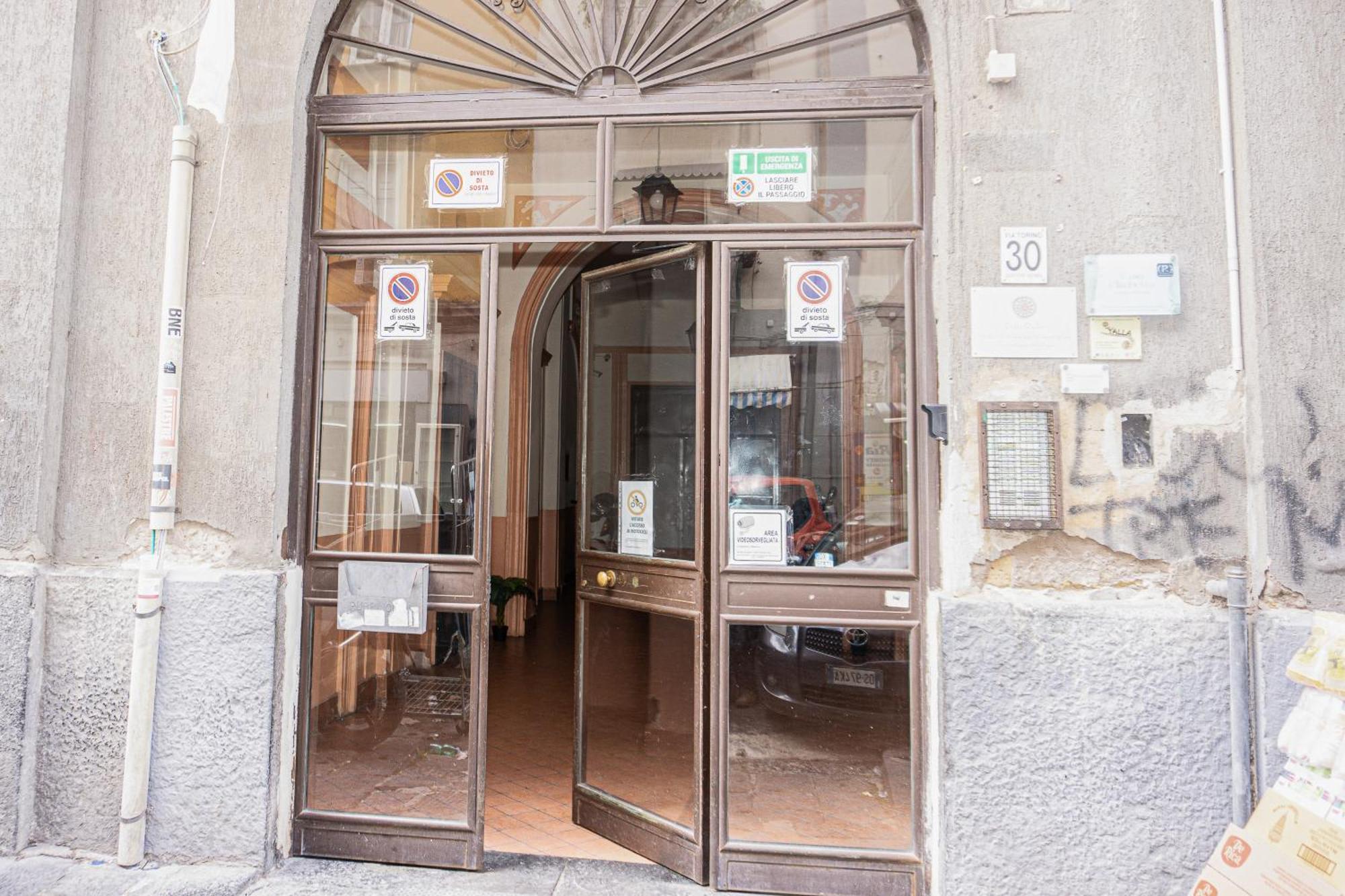 A I R Nacasabella Napoli Bed and Breakfast Exteriör bild